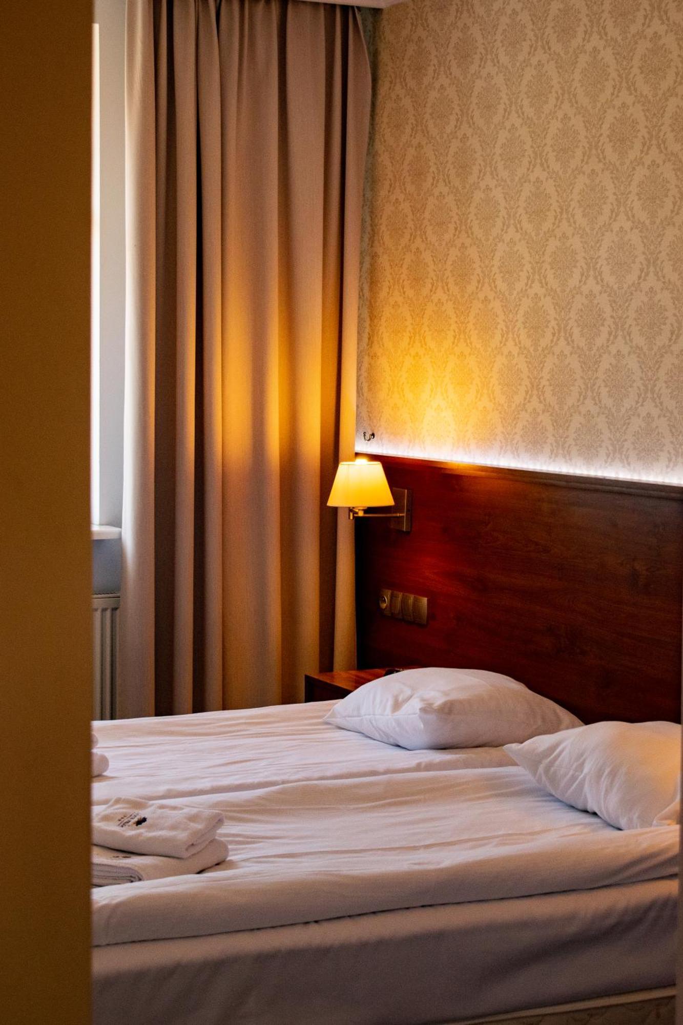 Hotel Pruski Orneta ภายนอก รูปภาพ