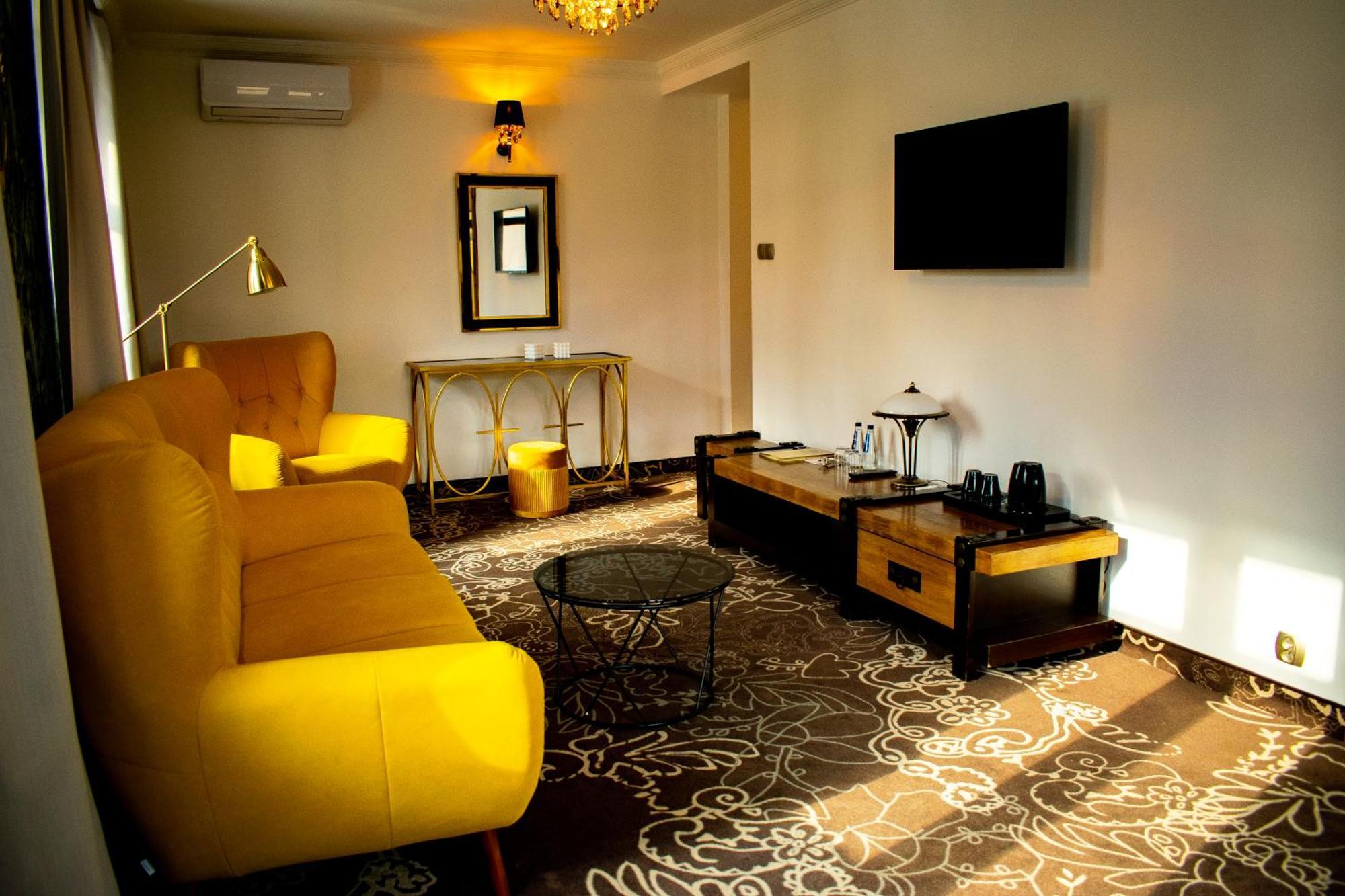 Hotel Pruski Orneta ภายนอก รูปภาพ